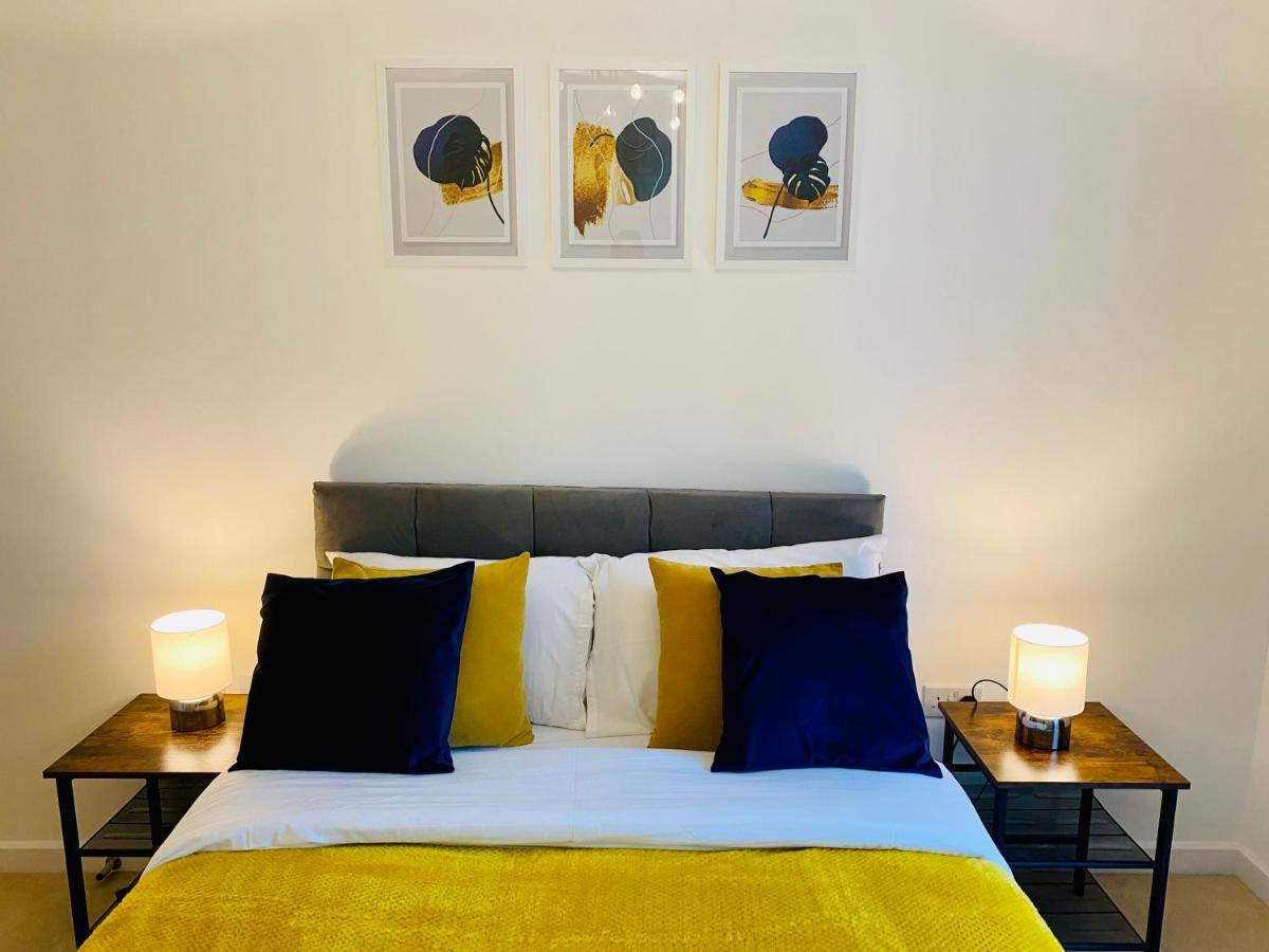 Cloud9Sa At The Nankeville Woking Extérieur photo