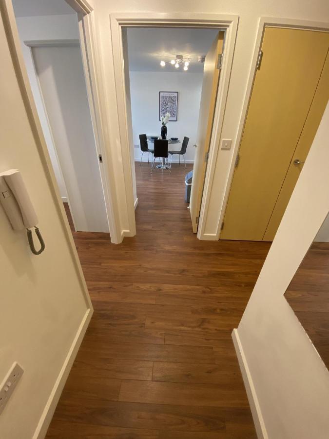 Cloud9Sa At The Nankeville Woking Extérieur photo